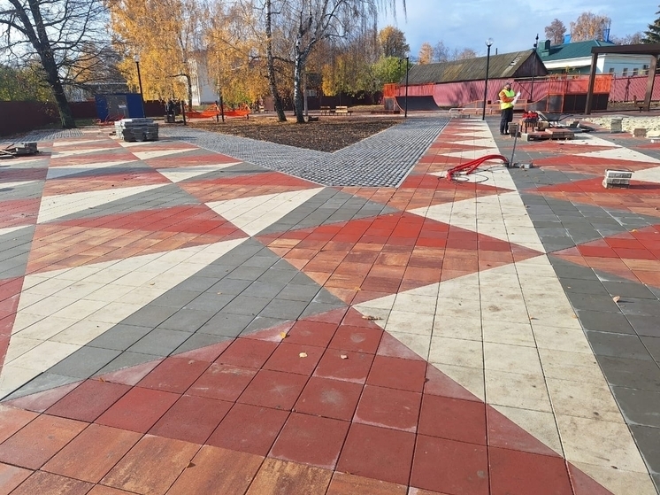 В курском местечке Свобода завершают благоустройство центральной зоны отдыха