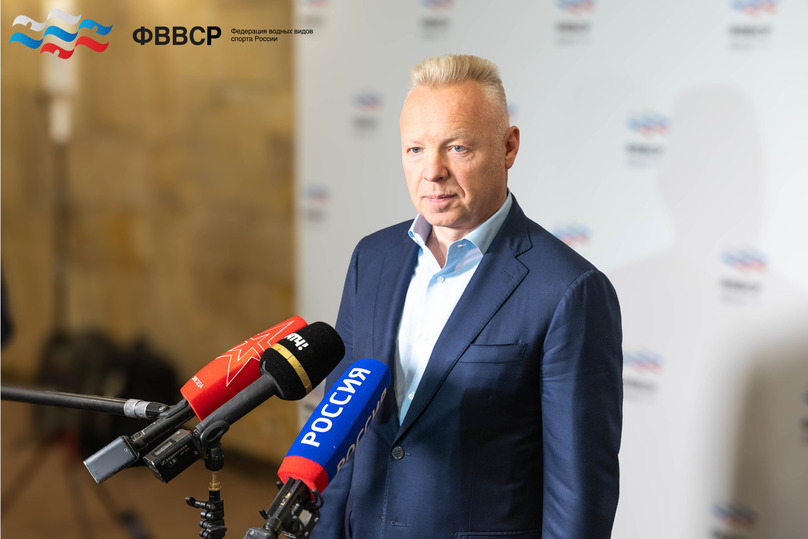 Мировое плавание поддержало участие россиян на Евро-2025 в Польше