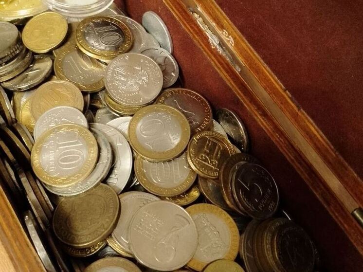 Мошенников обязали вернуть тосненскому пенсионеру 300 тысяч рублей