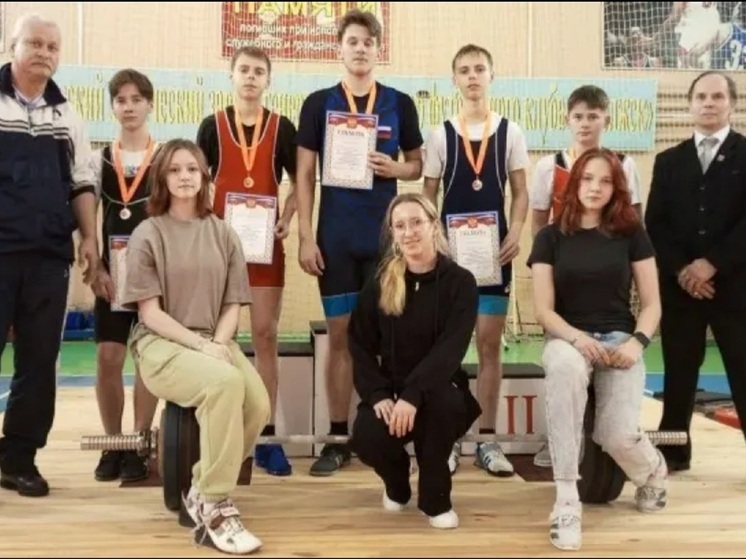 Костромские силачи вернулись из ивановского Заволжска с полным комплектом медалей