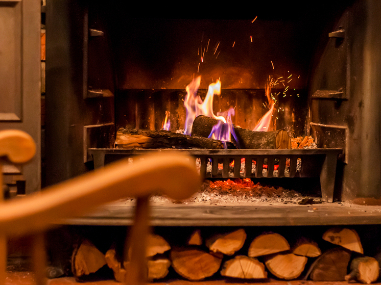 Осень — пик пожаров: как защитить свой дом от огня