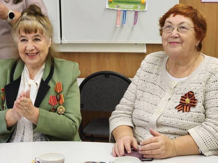 В Протвино ветераны и учащиеся Гимназии устроили совместное чаепитие