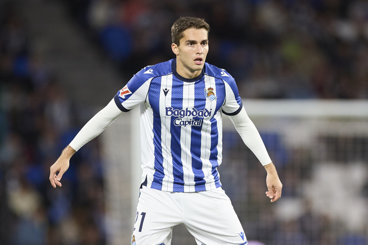 Российскому хавбеку пора брать ситуацию в «Реал Сосьедад» в свои руки