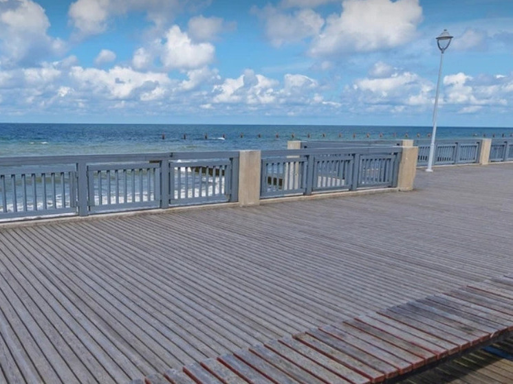 В Светлогорске ограждения на променаде собрались отремонтировать до конца года