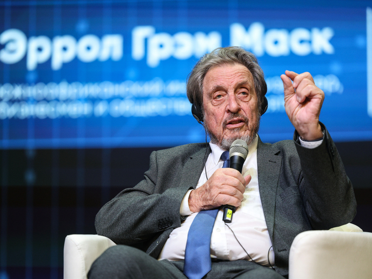 Эррол Маск поделился впечатлениями о просторных улицах Москвы и Казани