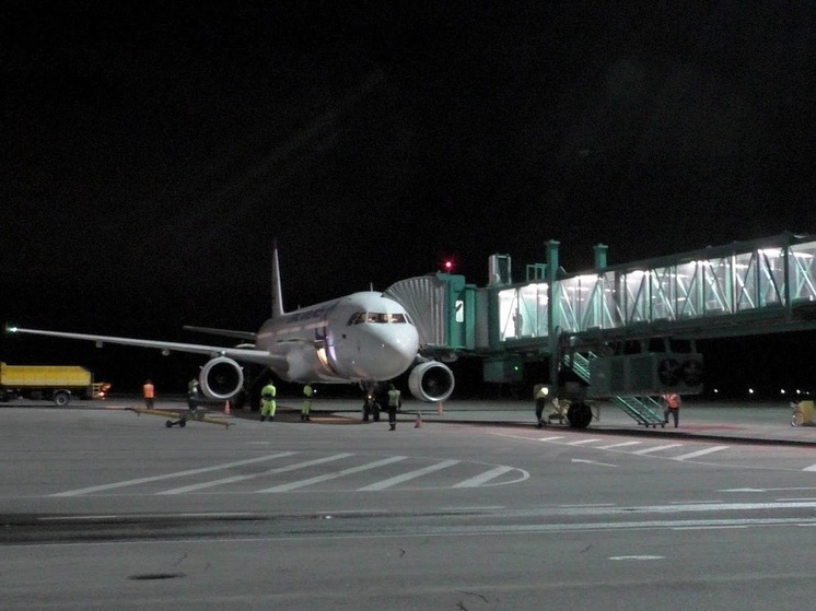 В волгоградском аэропорту ночью 30 октября ввели запрет на полеты