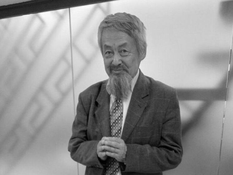 В Бурятии скончался поэт и переводчик Баяр Жигмытов