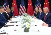 Президент США Дональд Трамп поручил Пентагону немедленно начать испытания ядерного оружия с “наравне” другими ядерными державами, в частности, с Россией и Китаем