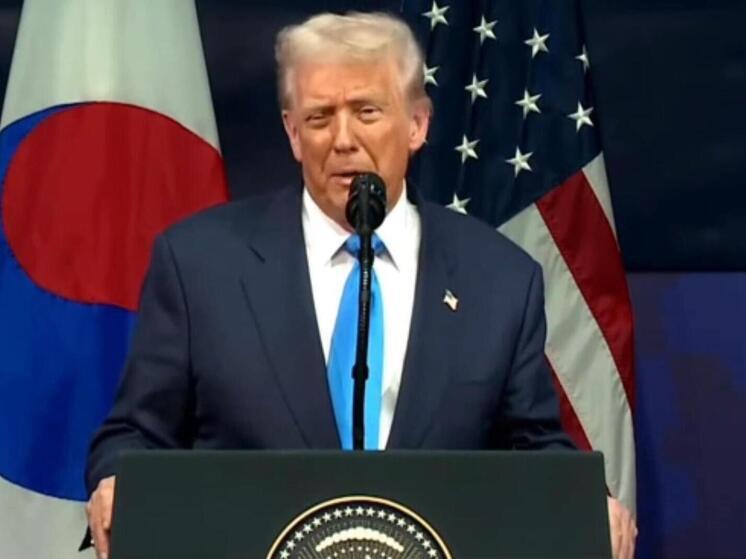 Трамп разрешил Южной Корее построить атомную подводную лодку