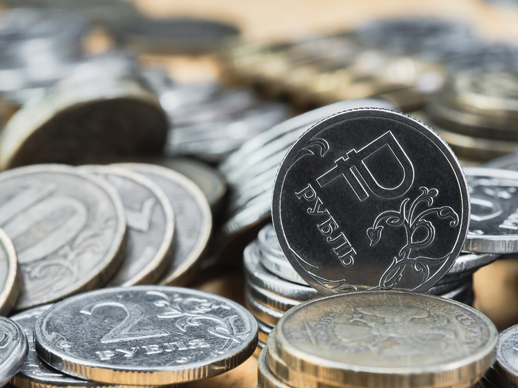 В Самаре мошенник обманул 77-летнюю пенсионерку почти на полмиллиона рублей