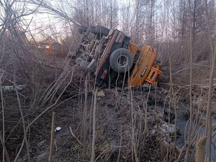 Водитель автокрана погиб в ДТП в округе Забайкалья