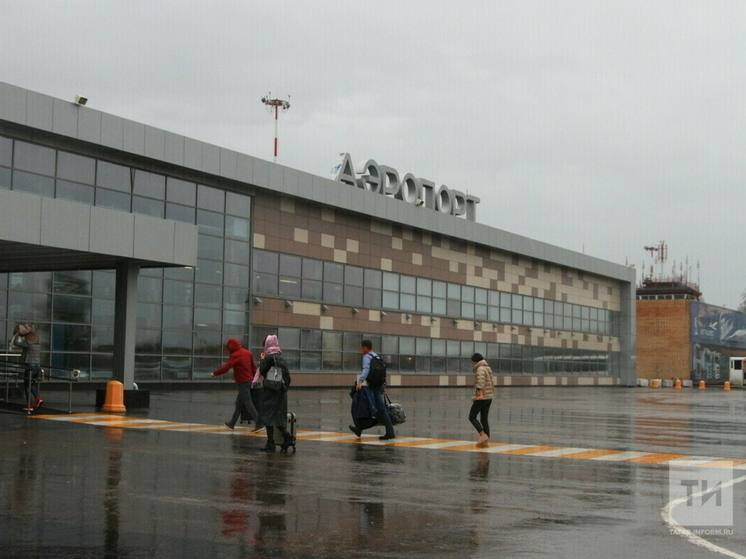 Спустя час сняты ограничения на взлет и посадку самолетов в аэропорту Нижнекамска