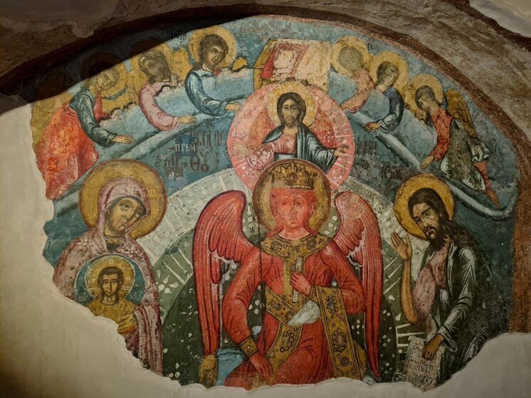 Беседа в храме об истории и смысле праздника объединила калининградских студентов