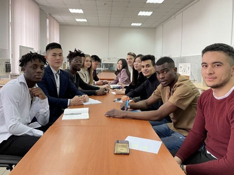 Иностранные студенты иркутских вузов приглашаются к участию в конкурсе «WOW! RUSSIA»