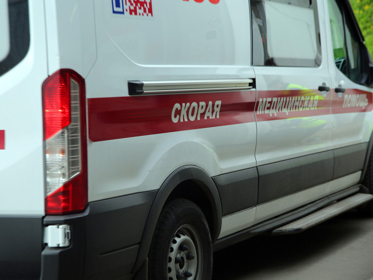 В Подмосковье обнаружили двух школьниц и мужчину без сознания в автомобиле