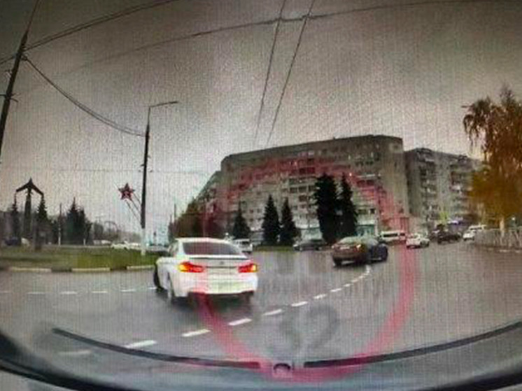 В Брянске сотрудники ГАИ привлекли к ответственности водителя за видео в соцсетях