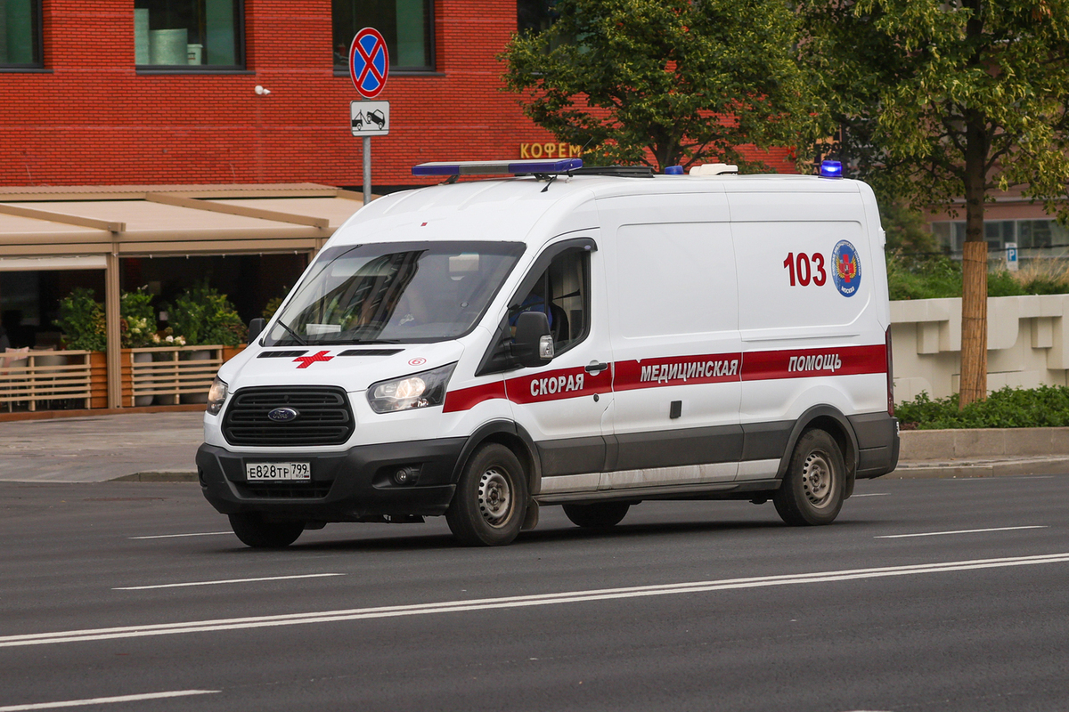 Первокурсника СПбГУ нашли мёртвым с банкой натрия