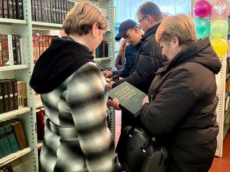 В Ивановском округе Херсонской области торжественно открыли новую библиотеку