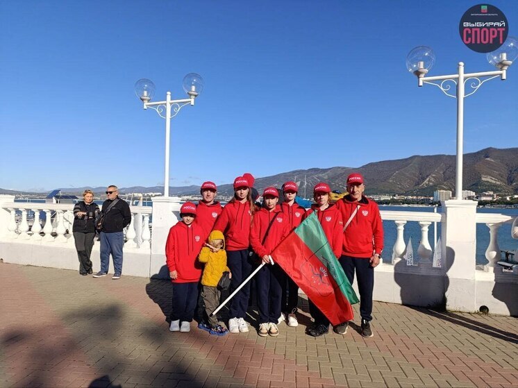 Запорожские яхтсмены участвуют в Международной детско-юношеской регате на Кубани