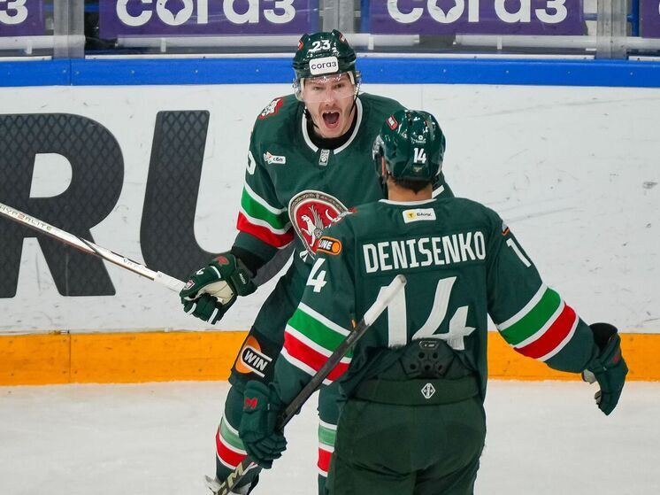 Если во вторник в регулярном чемпионате Континентальной хоккейной лиги состоялись матчи, повлиявшие на распределение мест в верхней части Западной конференции, то в среду прошел поединок двух лидеров Востока