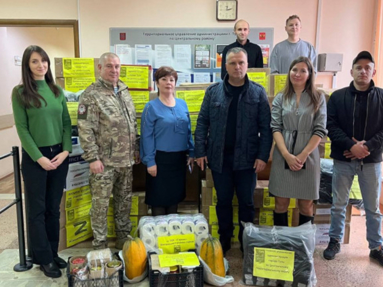 Тульские активисты собрали гумгруз для бойцов СВО ко Дню народного единства
