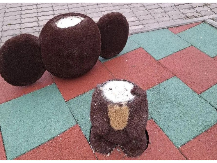 Чебурашке в Вологде оторвали голову