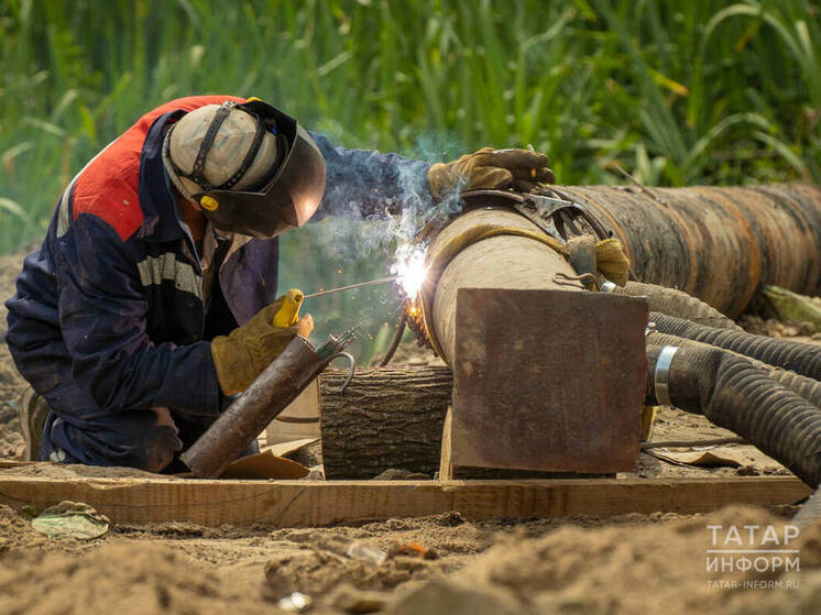Вопросы износа инженерных коммуникаций и капремонт многоквартирных домов обсудили в Госсовете Татарстана, пишет ИА «Татар-информ»