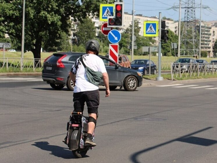 ДТП с моноколесом произошло на улице Докука в Калининграде