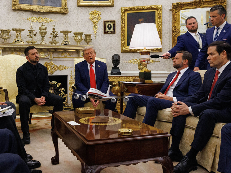 Вице-президент США вспомнил о февральской конфронтации с Зеленским