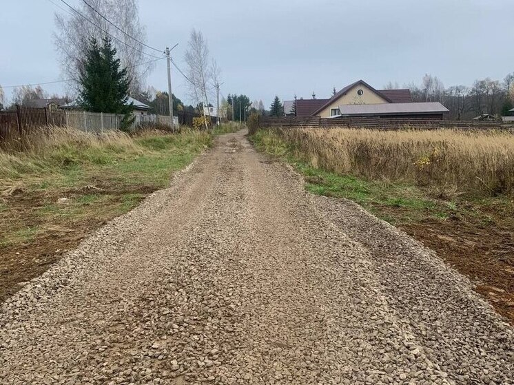 В деревне Калугино по просьбе жителей отсыпали дорогу