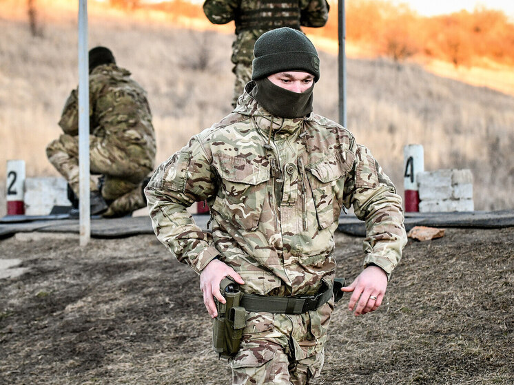 МО РФ: ВСУ уничтожили 9 из 12 своих военных пытавшихся сдаться в плен у Петропавловки