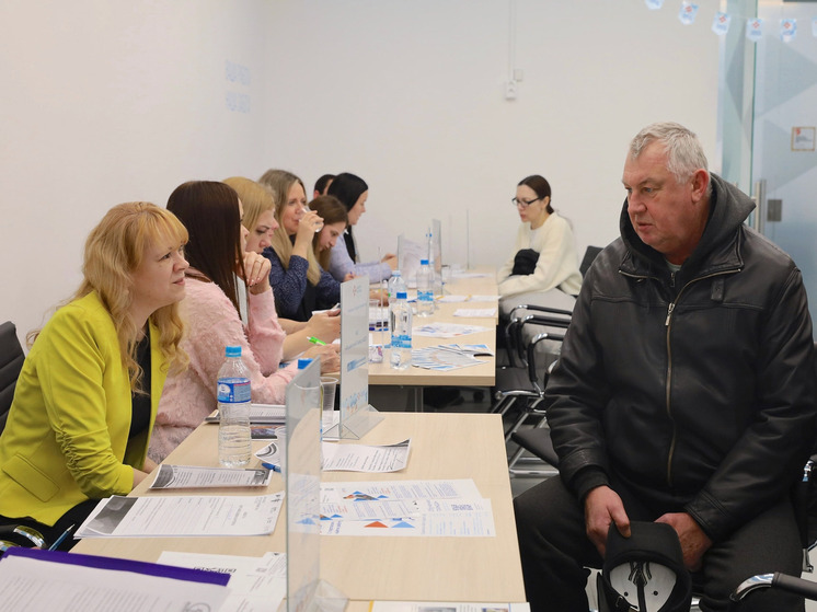 Псковичи делятся личным опытом поиска работы с помощью центров «Работа России»