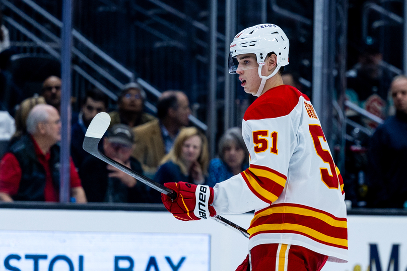 Тройка молодых россиян рвется в основу своих заокеанских клубов НХЛ