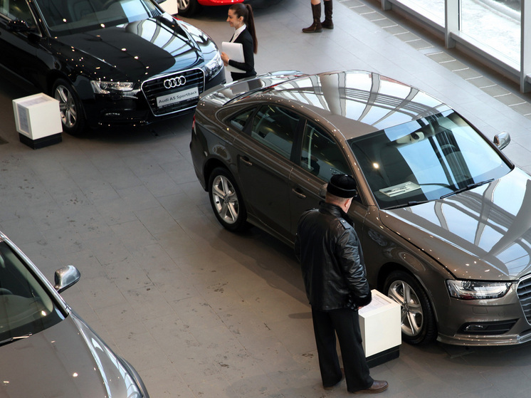 За 9 месяцев нынешнего года объем выдачи автокредитов в России сократился на 42,5 % по сравнению с аналогичным периодом 2024 года