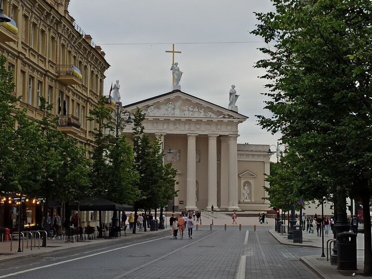Литва официально уведомила Белоруссию о закрытии до 1 декабря границы