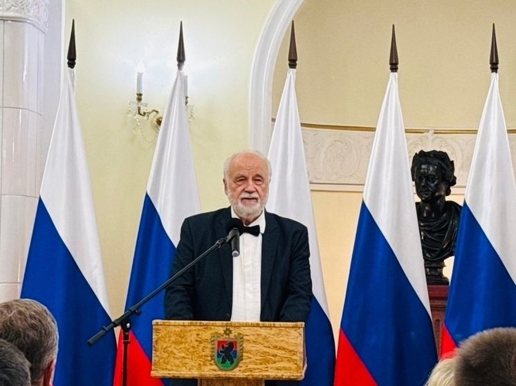 За Федора Достоевского наградили Владимира Захарова