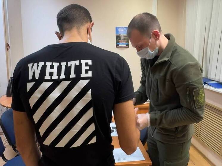 В живот хозяину дома. Чем закончились посиделки в Печорском районе