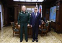 Губернатор Курской области Александр Хинштейн встретился в Москве с директором Росгвардии, Героем России, генералом армии Виктором Золотовым