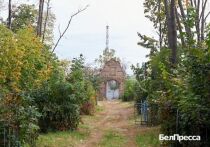 Об Ахтырском кладбище рассказали краеведы Ольга и Александр Калинченко