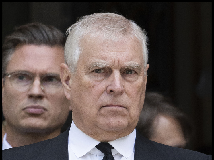 Карл III принял решение лишить титула принца своего брата Эндрю за обвинения в насилии