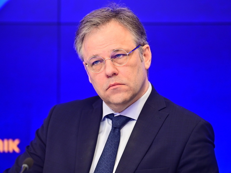 Украина стесняется показывать правду иностранным правозащитникам, заявили в МИД