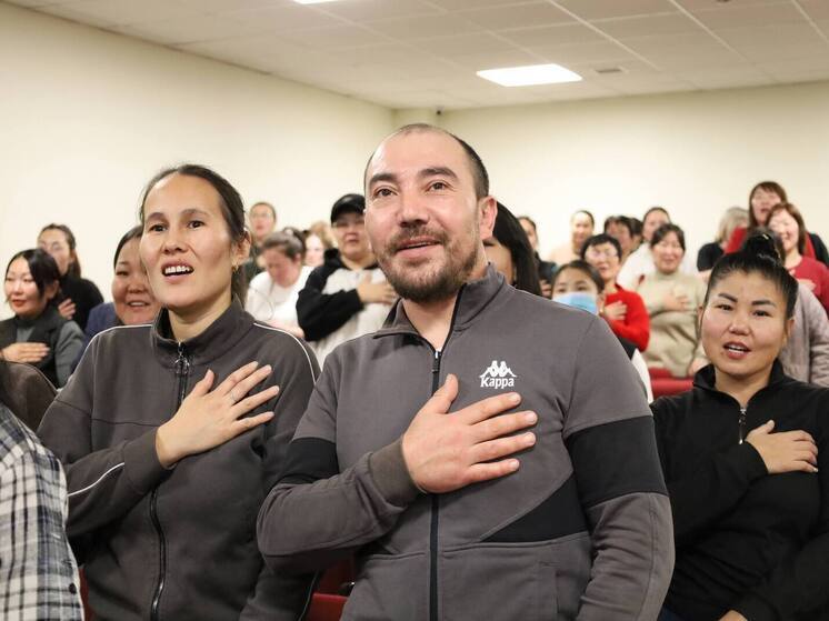 В бурятской школе ответили на инцидент усилением воспитательной работы и пением гимна