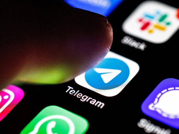 С жителей РФ начали брать деньги за вход в Telegram другими пользователями