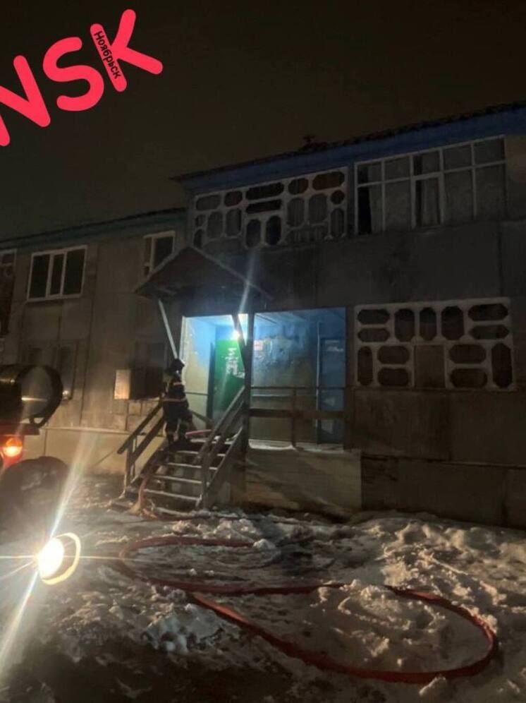 В Вынгапуровском электропроводка едва не спалила квартиру