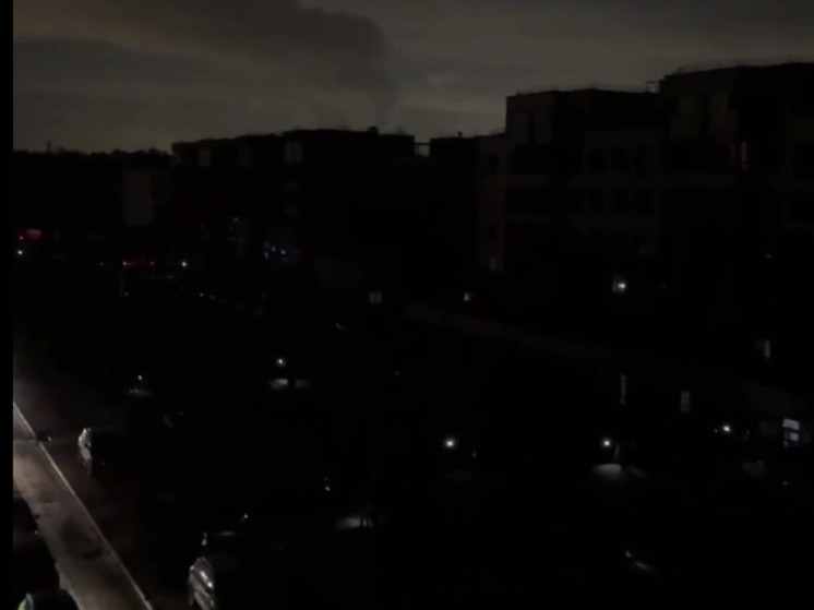 В Мытищах целый жилой комплекс остался без света после повреждения кабеля