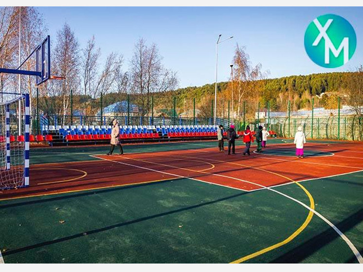 В Ханты‑Мансийске открылась современная спортплощадка для подготовки к ГТО