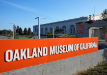 Пока французская полиция с высунутыми языками ищет украденные из Лувра драгоценности, на другом конце планеты воры украли более 1000 экспонатов из музея в Калифорнии в ходе "наглого" ограбления