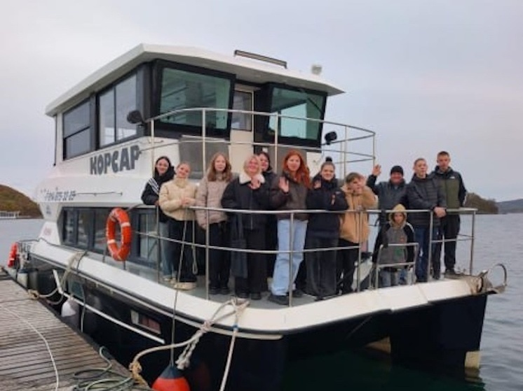 Общественный совет при УМВД по Приморью подарил детям морское приключение