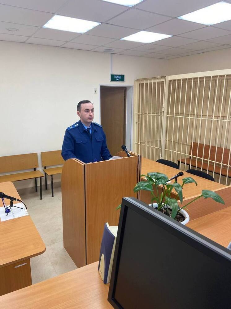 Полмиллиона за взятки заплатит бывшая замдиректора школы Губкинского