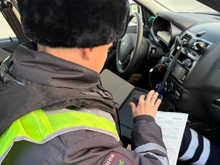 18 автомобилистов в ЯНАО проскочили на красный светофор и нарвались на ГАИ